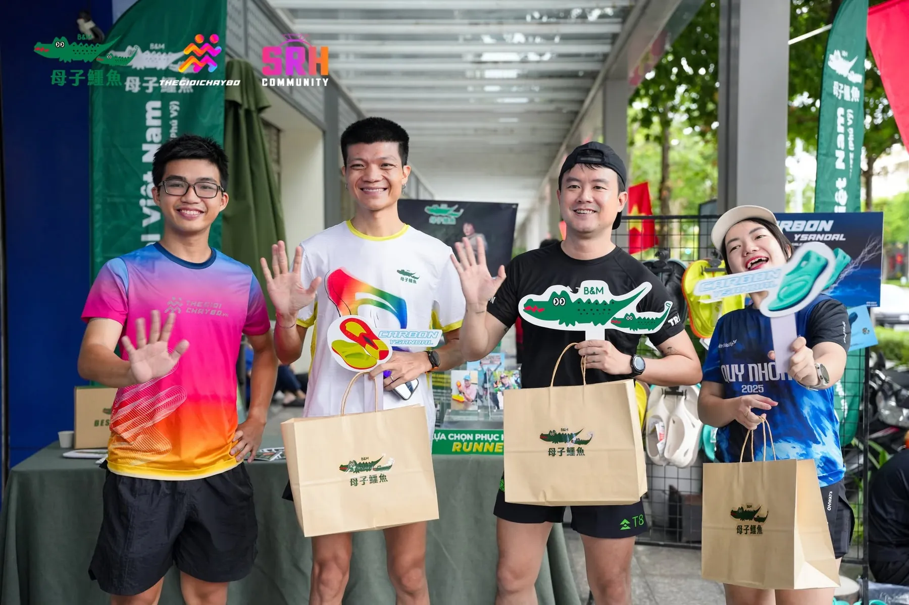 Khởi động nhóm trước giờ chạy